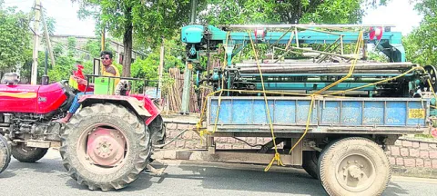 అమ్ముడుపోతున్న ఆధునిక మగ్గాలు