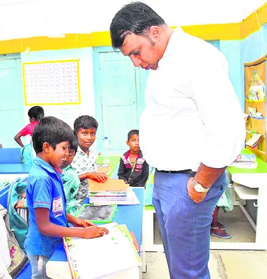 పరిసరాలు పరిశుభ్రంగా ఉంచాలి