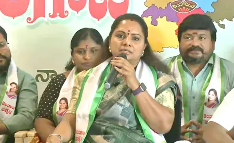 MLC Kavitha Political Counter To BRS Party4