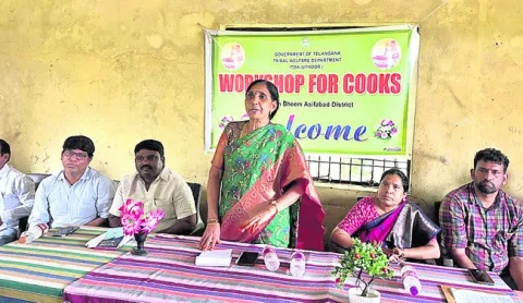 రుచికరమైన భోజనం అందించాలి