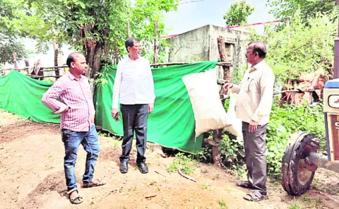 పారిశుద్ధ్యంపై దృష్టి సారించాలి
