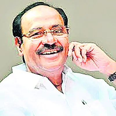 తైలాపురంలో పోలీసు విచారణ 