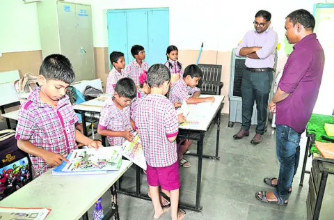 భవిత కేంద్రాల్లో వసతులు కల్పించాలి