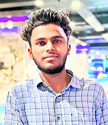 పిడుగుపాటుతో యువకుడి మృతి