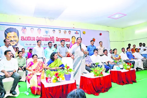 మహిళల ఆర్థికాభివృద్ధికి ప్రభుత్వం కృషి