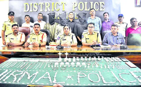 అంతర్రాష్ట్ర దొంగల ముఠా అరెస్ట్‌