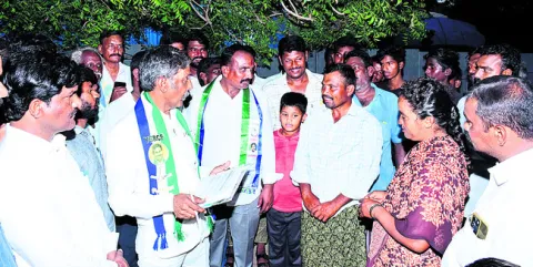 హామీల అమలులో ‘కూటమి’ విఫలం