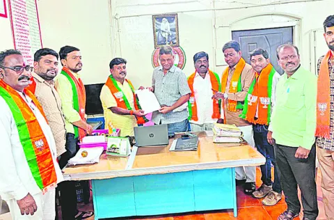 వసతులు కల్పించండి 