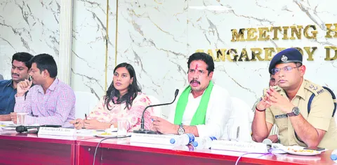 తండాల్లో మౌలిక వసతులు కల్పించాలి