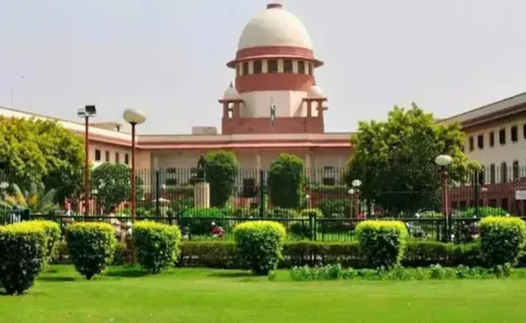 Supreme Court reverses own order, grants boy custody to mother