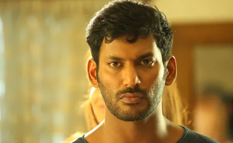 Vishal Request To Theatre Owners To Ban Public Reviews In Theaters For Three Days