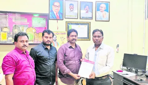 వైఎస్