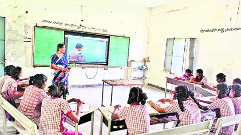 నో బ్యాక్‌ బెంచీ సిట్టింగ్‌