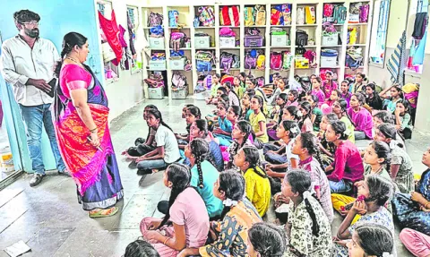 కేజీబీవీలో తీవ్ర నీటి ఎద్దడి 