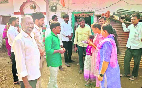 సర్కారు బడికే సై.. 