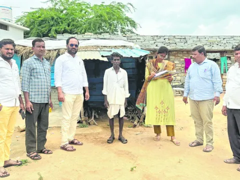 అర్హులందరికీ ఆర్థికసాయం 