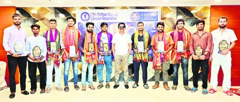 జాతీయస్థాయిలో రాణించాలి 