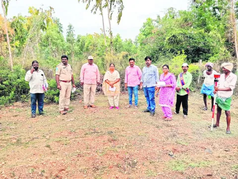 మైనింగ్‌ లీజు వ్యవహారంపై సర్వే 