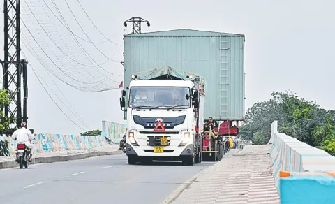Bahubali container lorry in Khammam