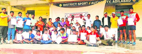 రాష్ట్రస్థాయిలోనూ సత్తా చాటాలి
