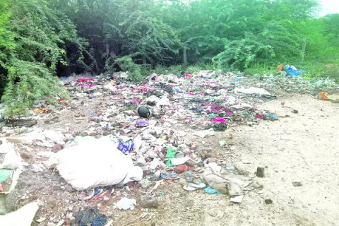 రోజు విడిచి రోజు చెత్త సేకరణ
