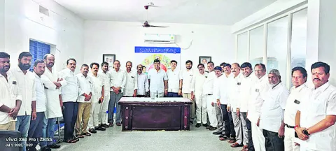 ‘రీకాలింగ్‌ చంద్రబాబు మేనిఫెస్టో’ విజయవంతం చేయండి 