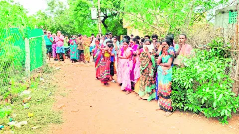 భార్య పుట్టింటికి.. భర్త ఆత్మహత్మ 