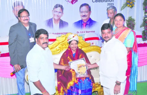 జీజీహెచ్‌లో ఘనంగా డాక్టర్స్‌ డే 