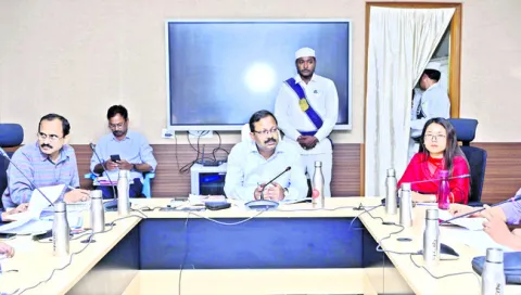 భూ సేకరణ, చెల్లింపులు వేగవంతం చేయాలి 