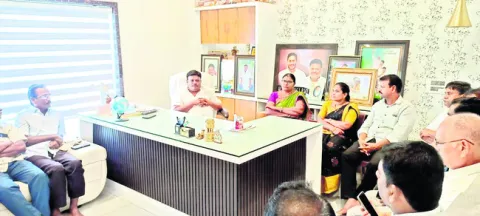 వైఎస్సార్‌సీపీ విస్తృత సమావేశం విజయవంతం చేద్దాం