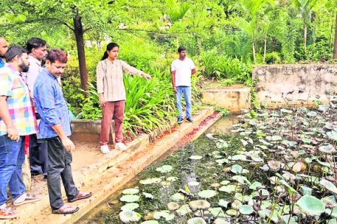రోడ్లు, డ్రెయినేజీల్లో చెత్త వేస్తే జరిమానా 