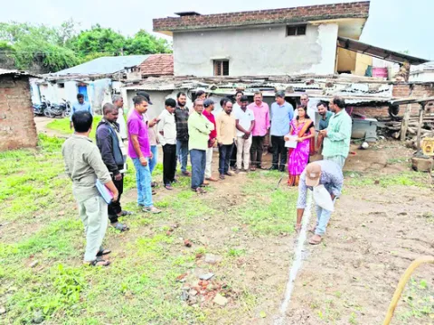 ఇందిరమ్మ ఇళ్లను నాణ్యతతో నిర్మించుకోవాలి