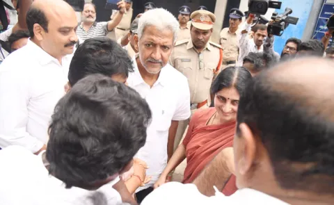 Former MLA Vallabhaneni Vamsi released from Vijayawada jail