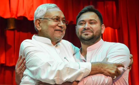 Modijis Photo in JDU Office Tejashwi Yadav Mocks Nitish Kumar