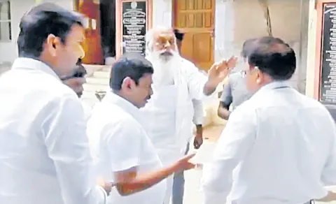 JC Prabhakar Reddy SHOCKING Comments Towards Govt Officials3
