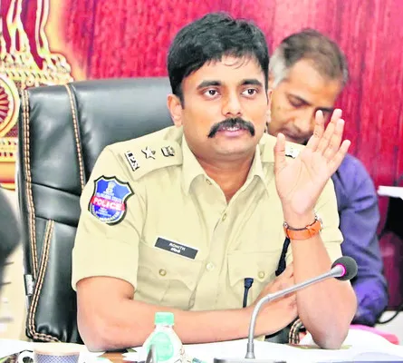 రహదారులపై నెత్తుటిధారలు