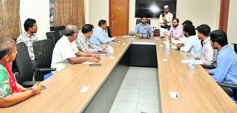 కోడిగుడ్ల సరఫరాకు దరఖాస్తుల స్వీకరణ