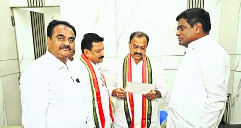 పీసీసీ అధ్యక్షుడిని కలిసిన విశ్వప్రసాదరావు
