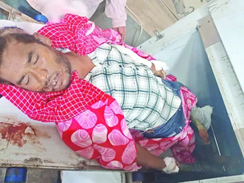 గుర్తు తెలియని వాహనం ఢీ..  యువకుడి మృతి 
