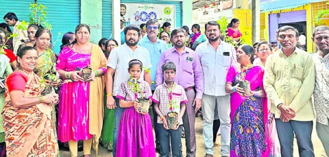 పండుగలా వన మహోత్సవం