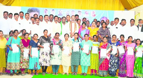 రేషన్‌కార్డుల జారీ నిరంతర ప్రక్రియ