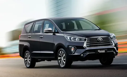 cow was transported inside a Toyota Innova car