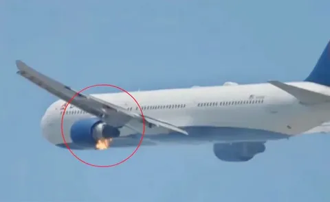 Delta Airlines Boeing 767 Makes Emergency Landing14