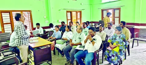 సమాచారం కోరితే ఇవ్వాల్సిందే
