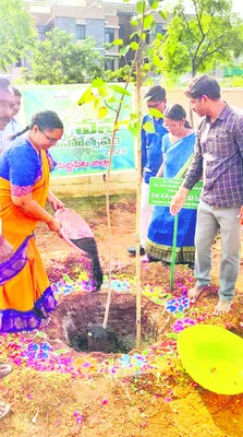 పర్యావరణ పరిరక్షణ అందరి బాధ్యత 