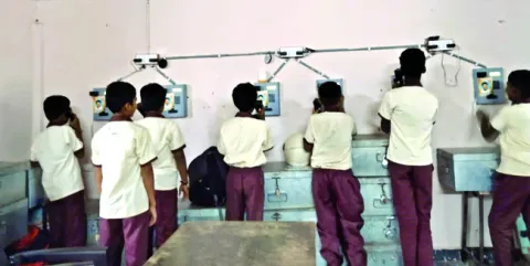 ఫోన్‌మిత్ర.. తల్లిదండ్రులకు నిశ్చింత