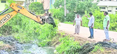 మురుగ