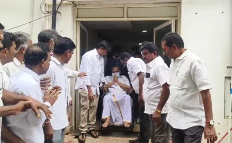 YSRCP Leader And Kapu Activist Mudragada Health Updates Details