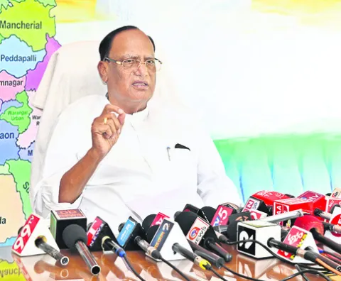 ఉచితాలతో ఆరి్థక వ్యవస్థ చిన్నాభిన్నం
