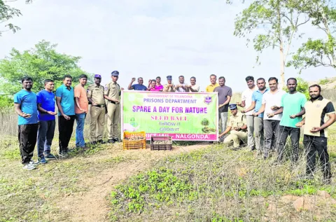 పోలీస్‌ గ్రీవెన్స్‌ డేలో  వినతుల స్వీకరణ